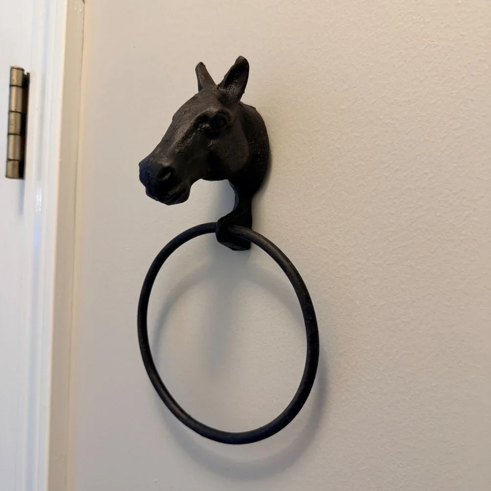 Primitives by Kathy bring equestrian